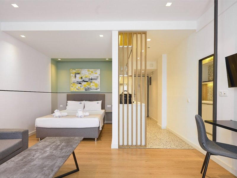 Elephant Suites 7