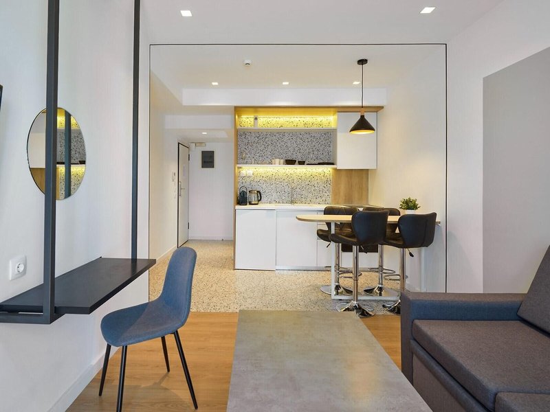 Elephant Suites 9