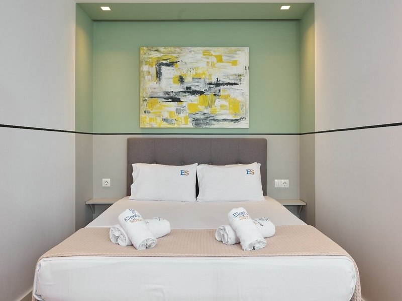 Elephant Suites 18