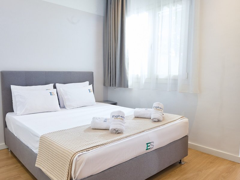 Elephant Suites 19