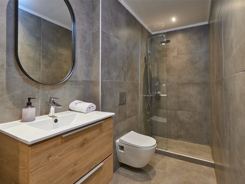 Elephant Suites 31