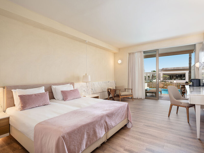 Avra Imperial Hotel - The Residence Collection 9