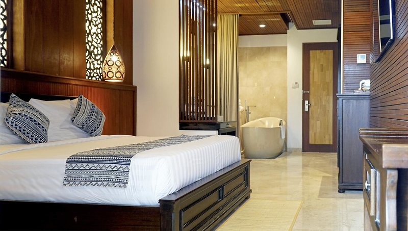 Bali Tropic Resort & Spa 16