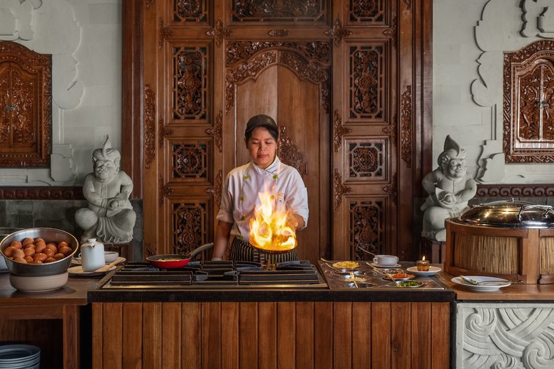 Bali Tropic Resort & Spa 13