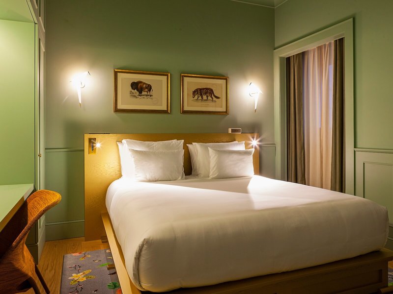 Art Legacy Hotel 25