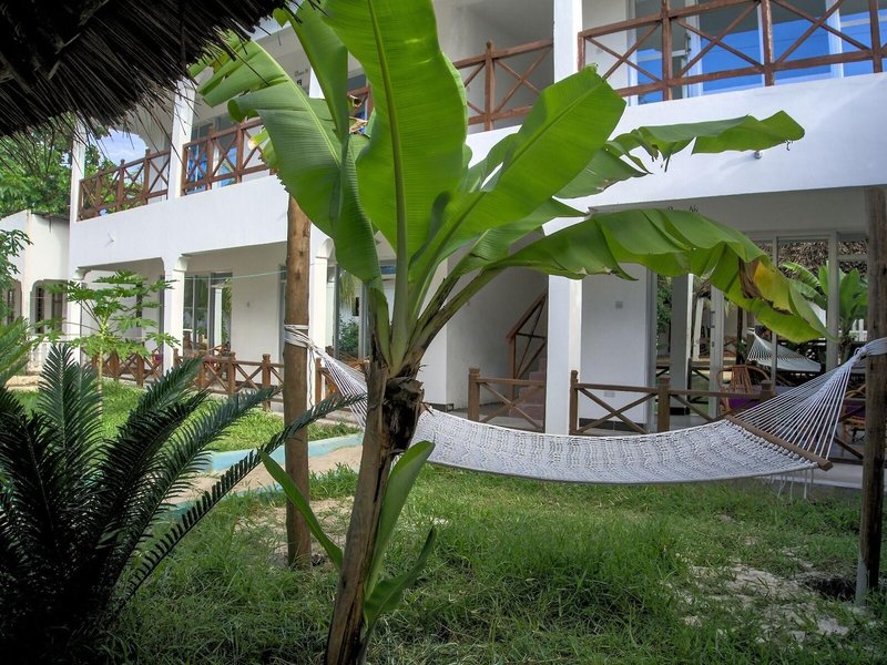 Cocolala Beach House 3