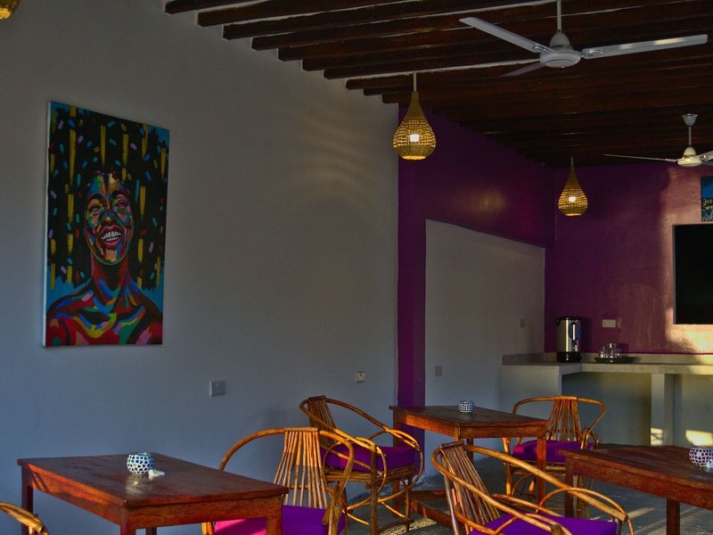 Cocolala Beach House 13