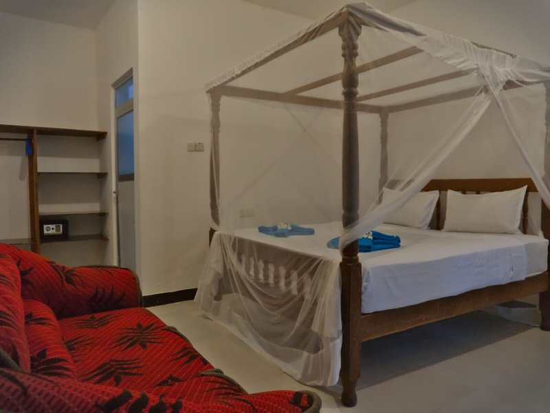 Cocolala Beach House 19