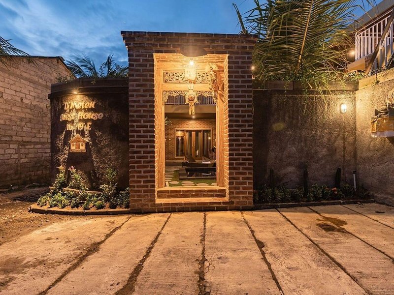 D'Meten Guest House 2