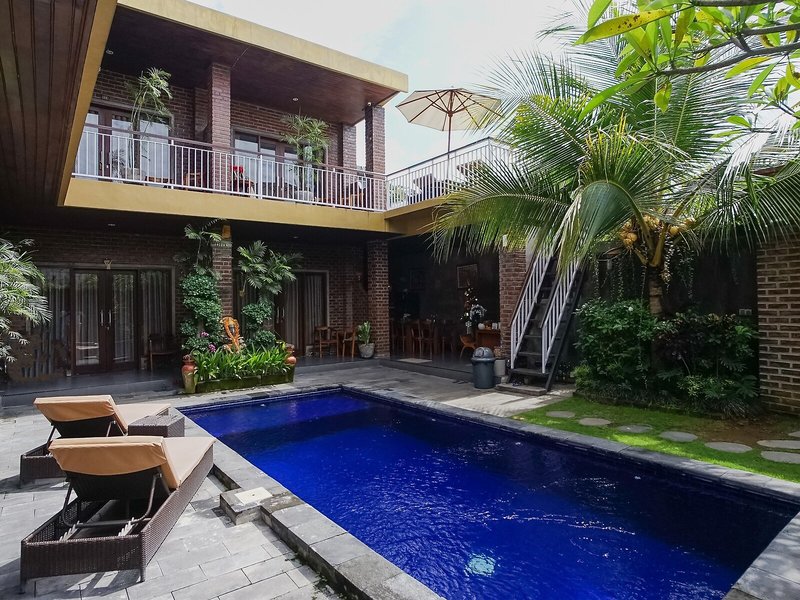 D'Meten Guest House 8