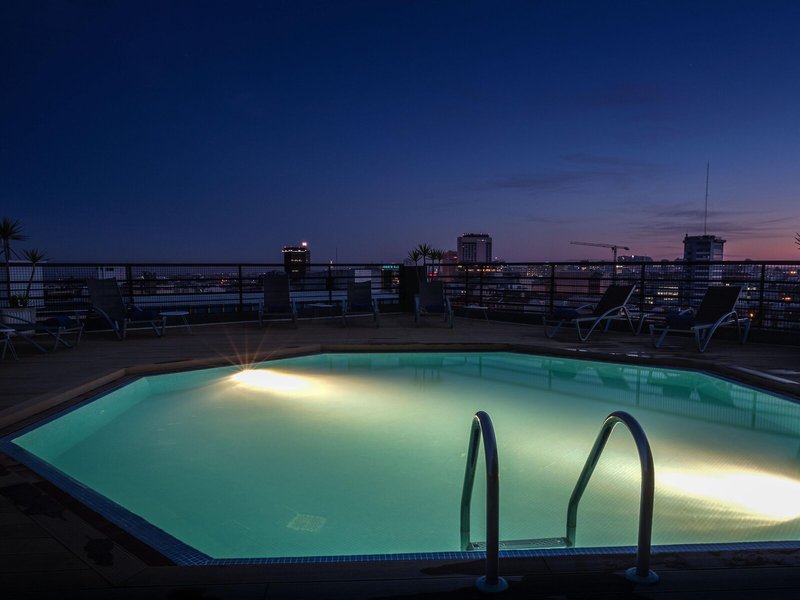 Holiday Inn Lisbon 11