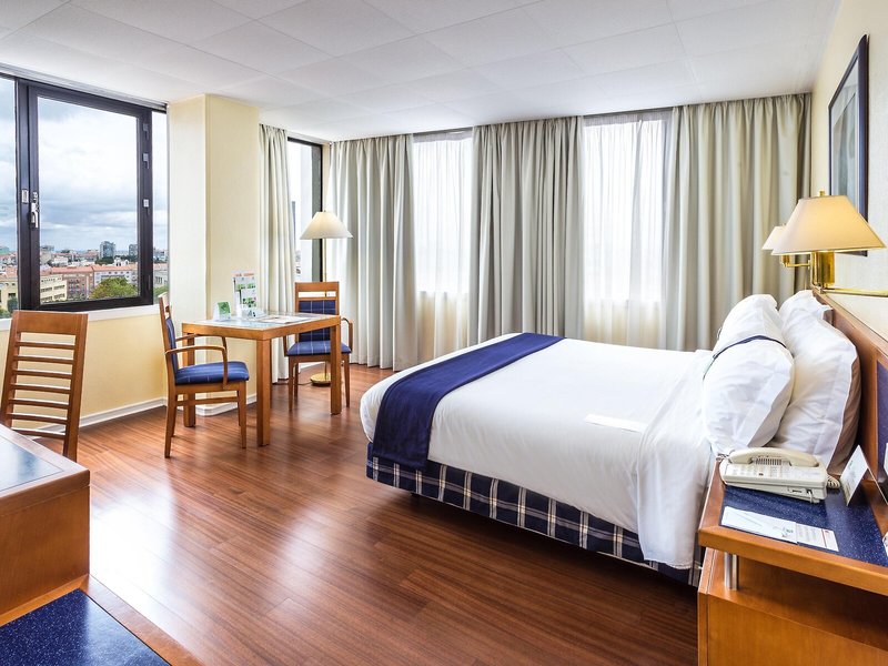 Holiday Inn Lisbon 49