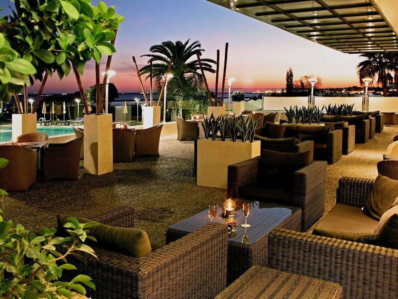 Crowne Plaza Limassol 1
