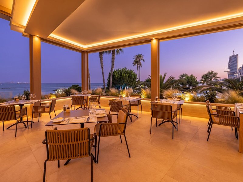 Crowne Plaza Limassol 25