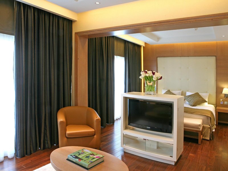 Crowne Plaza Limassol 41