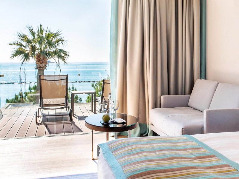Crowne Plaza Limassol 50