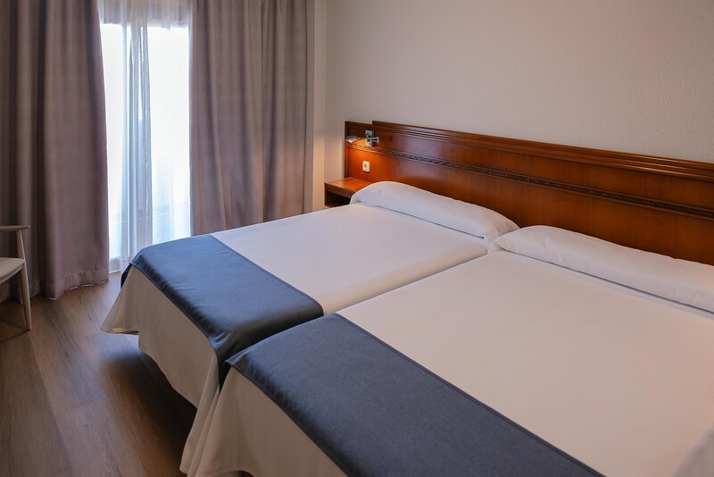 Hotel Port Europa 62