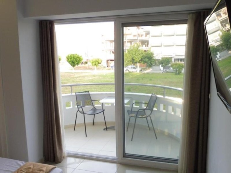 Klio Apartments And Studios 4
