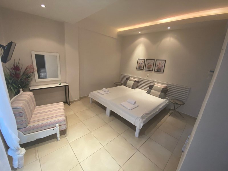 Klio Apartments And Studios 6