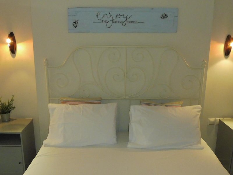 Klio Apartments And Studios 8