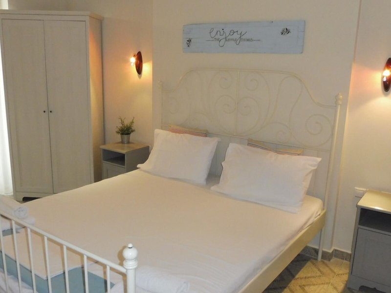 Klio Apartments And Studios 18