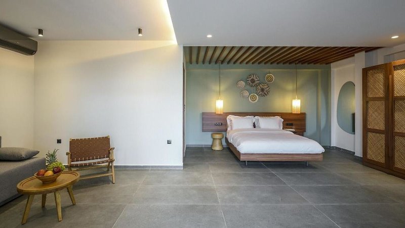 Amyntas Seafront Hotel 3