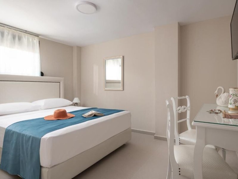 Mykoniatika Villas 12