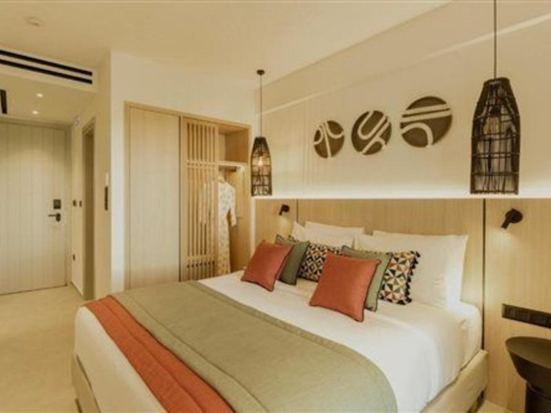 Opal Paros 11