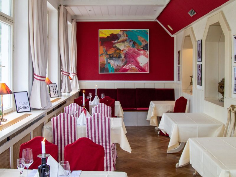 Schloßappartements am Weißen Schloß 9