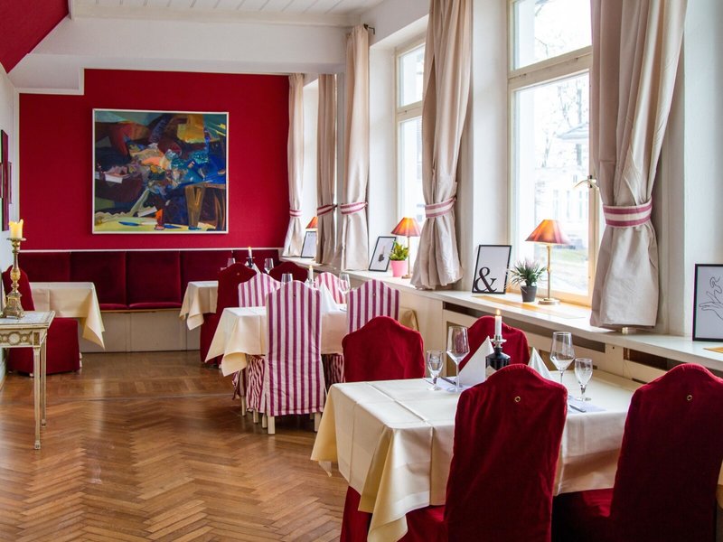 Schloßappartements am Weißen Schloß 10