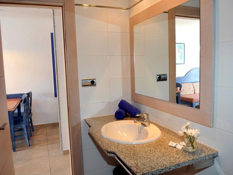 Cala Nova 44