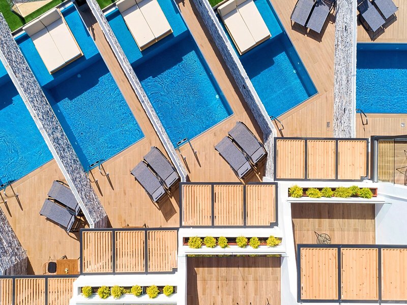 Aelia Suites 18