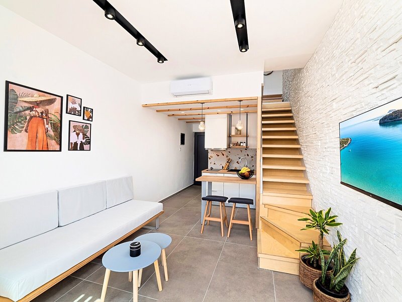 Aelia Suites 20