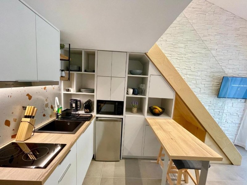 Aelia Suites 22