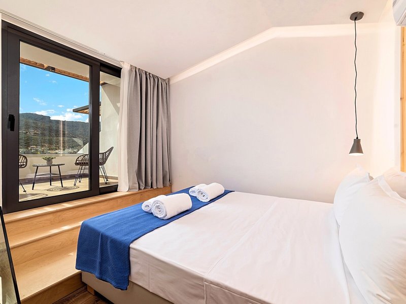 Aelia Suites 26