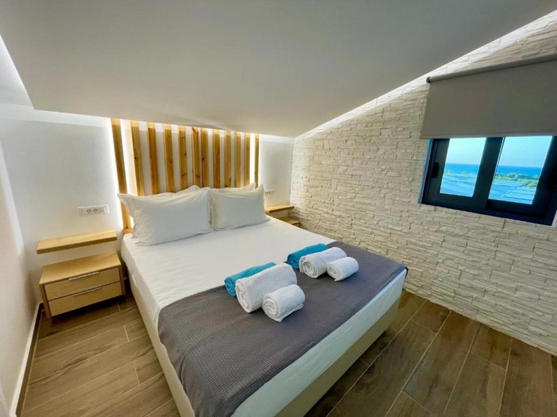 Aelia Suites 35