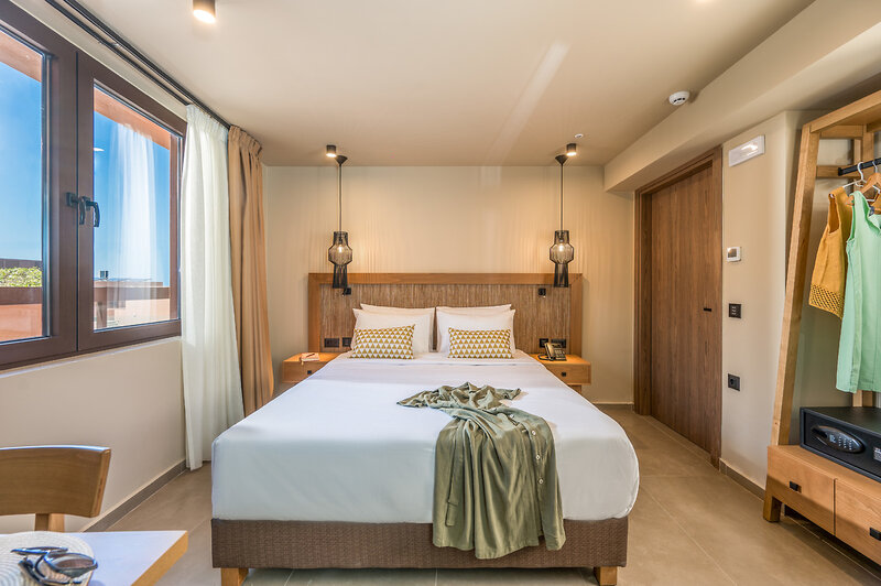 Hotel Pyriá 12