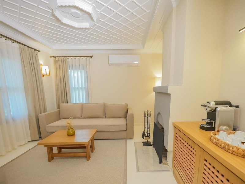 Nuup Hotel 14