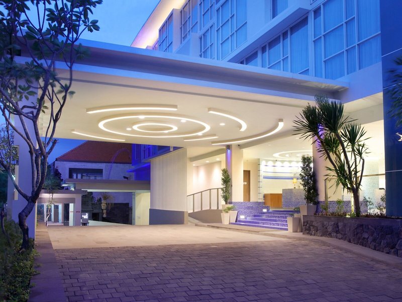 Holiday Inn Resort Baruna 4