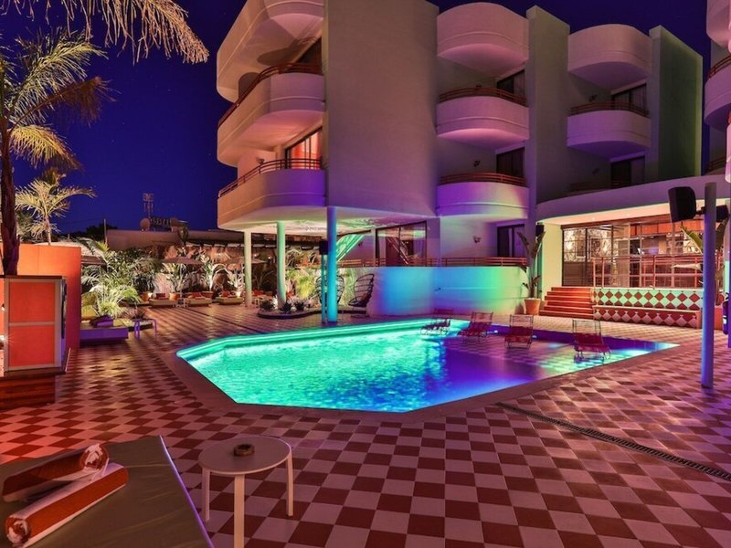 Cubanito Ibiza Suites  13