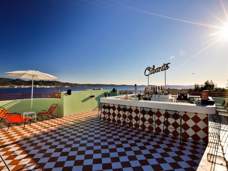 Cubanito Ibiza Suites  24