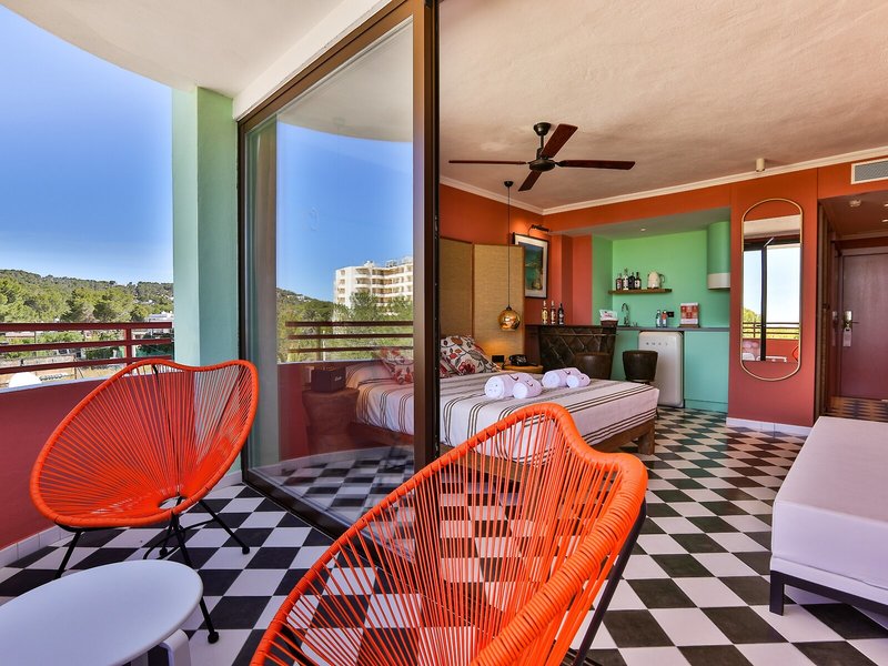 Cubanito Ibiza Suites  36