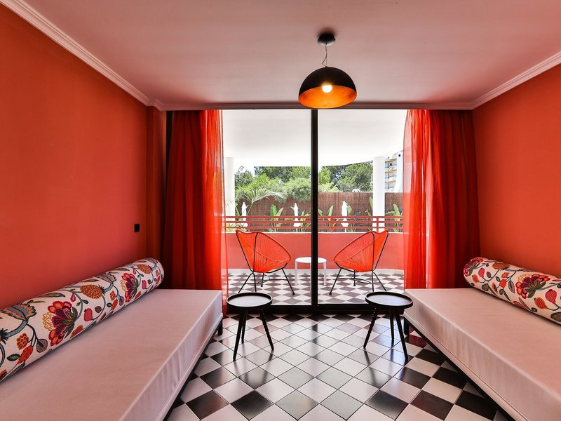 Cubanito Ibiza Suites  38