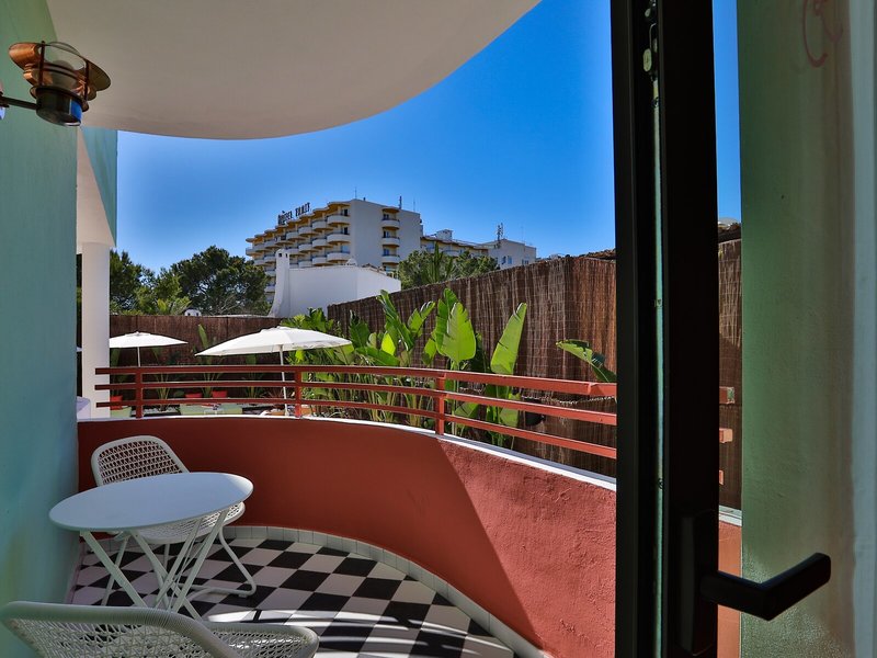 Cubanito Ibiza Suites  40