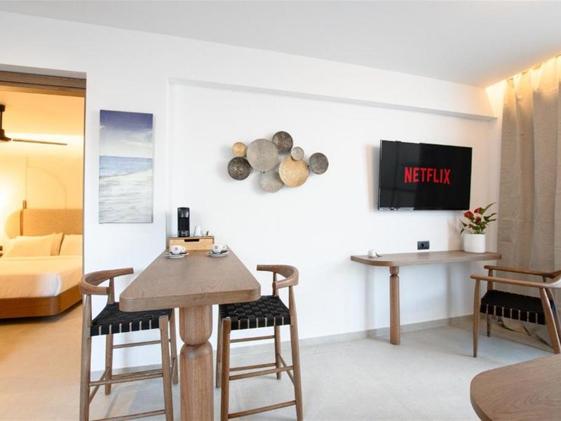 Vaya Suites 11