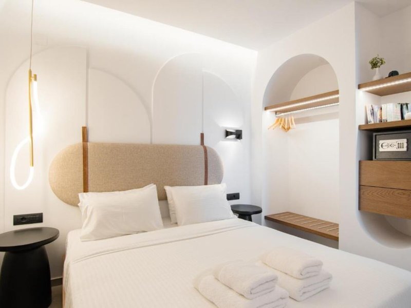 Vaya Suites 13