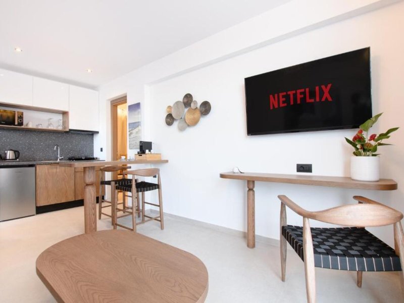 Vaya Suites 5