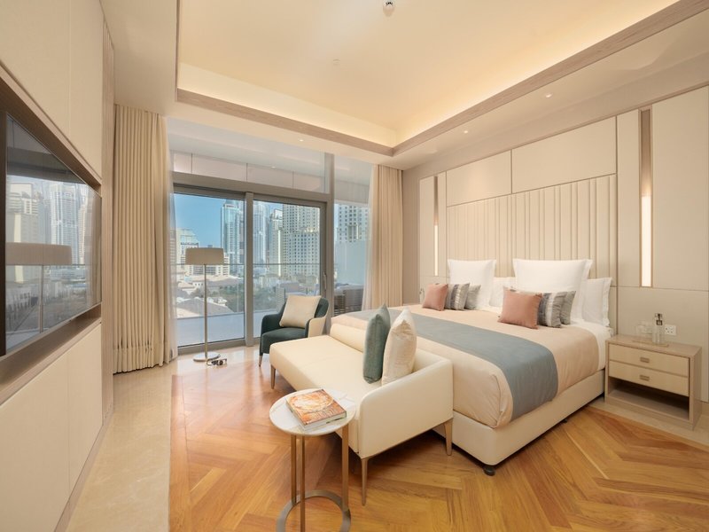 FIVE Luxe 36