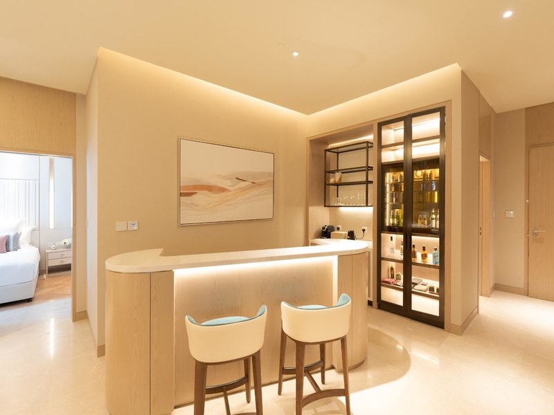 FIVE Luxe 41