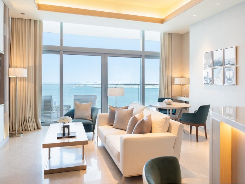 FIVE Luxe 44